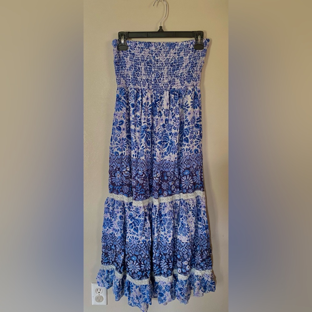 Chic Blue Floral Maxi Skirt